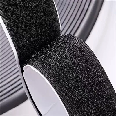 10 Pabrik Pengait Injeksi PP Perekat Terbaik di China 2025